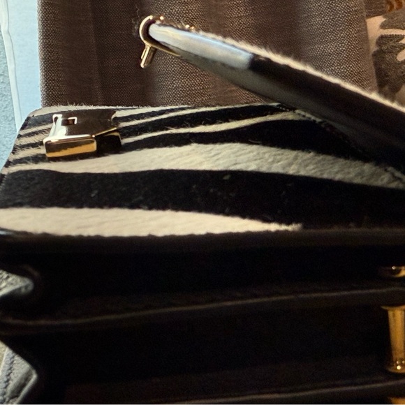 *RARE* EXCELLENT CONDITION Authentic Burberry calf hair zebra crossbody. - Picture 13 of 13